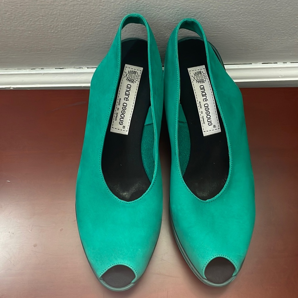 Chic Peep-Toe Turquoise Shoes